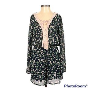 🎀 Nikibiki Blue Floral Romper, Sz S, Pink Tie V Neck